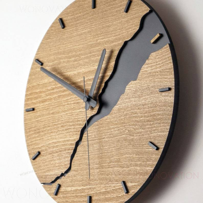 TimberTime - Elegant Wooden Wall Clock