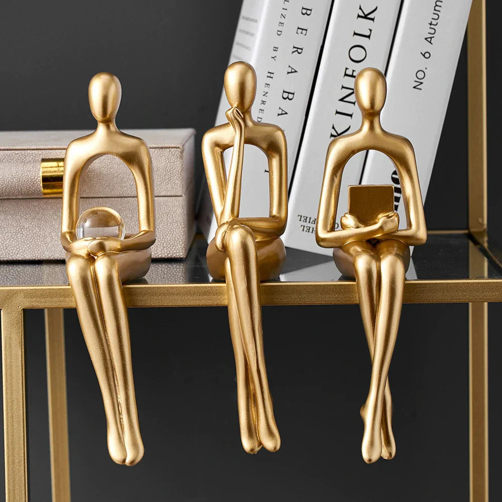 DecoraForm – Abstract Bookshelf Figures with Artistic Appearance