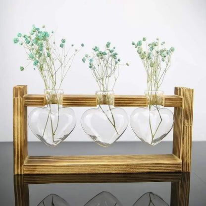 HeartBloom – Elegant Glass Propagation Vase with Wooden Base for Green Inspiration
