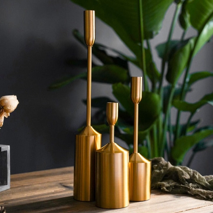 AuroraLuxe Golden Candlestick Set – Stylish Eye-catcher for a Warm & Elegant Interior
