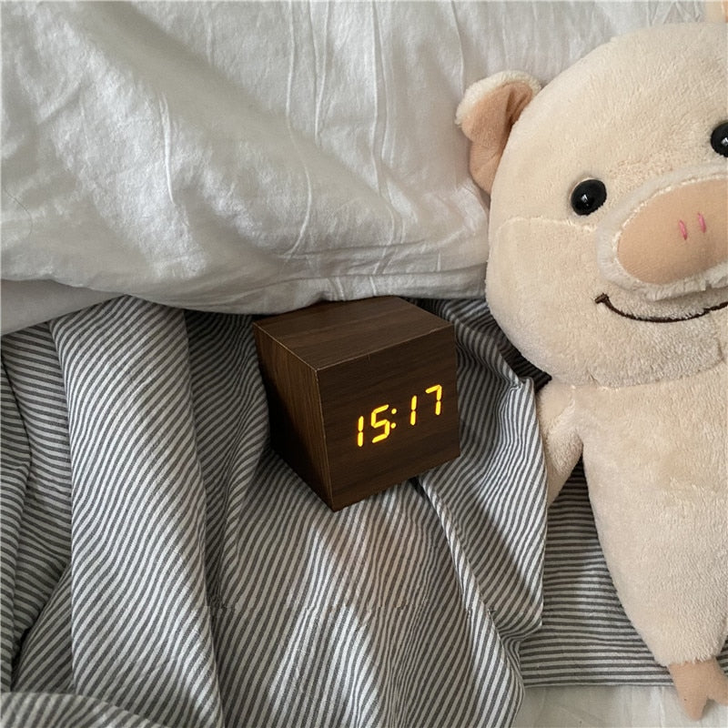 TempoWood - Digital Wooden Clock with Time, Date & Temperature