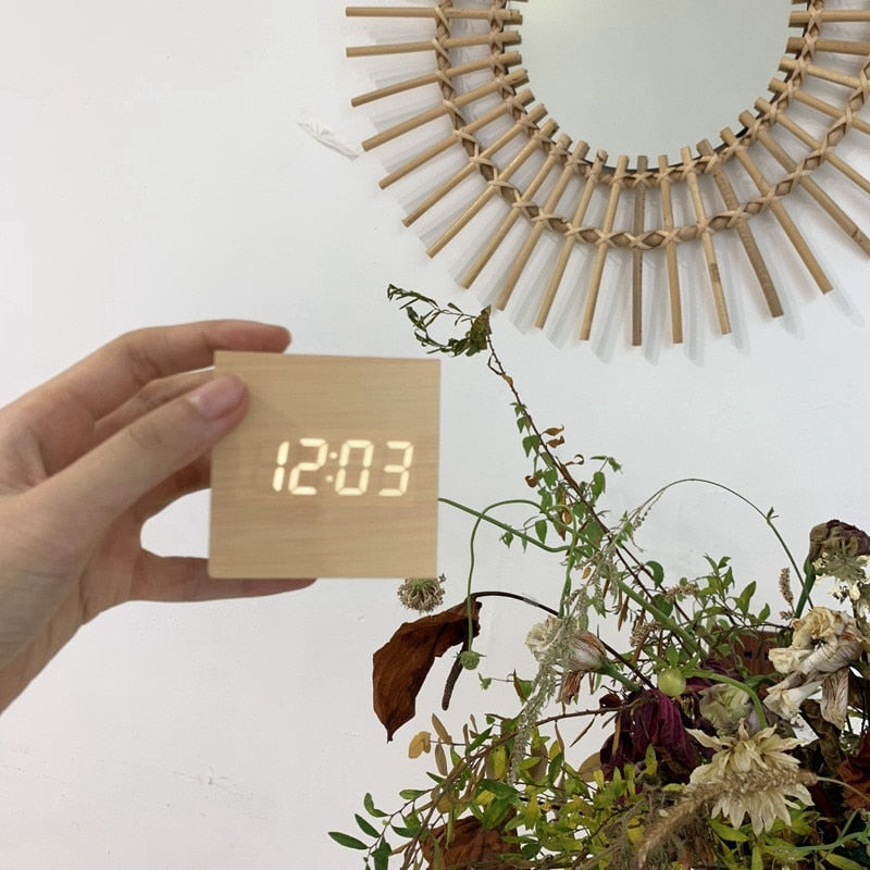 TempoWood - Digital Wooden Clock with Time, Date & Temperature