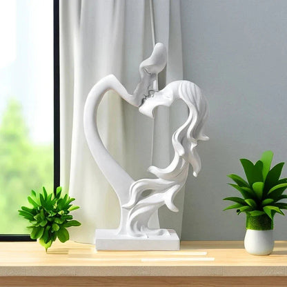 AmourLigne – Romantic Resin Table Decoration with Abstract Elegance for Stylish Interiors