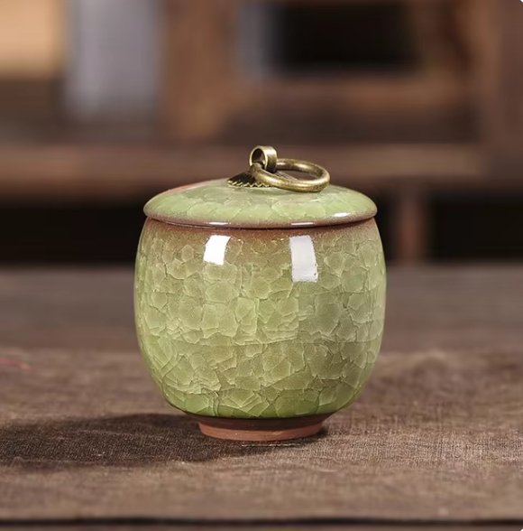 EternaPaws Elegant Ceramic Urn — A Timeless Memorial for Your Beloved Pet
