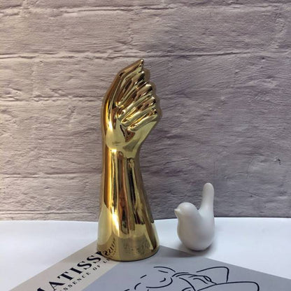 ArteLume Elegant Ceramic Vase – A Stylish Statement Piece for a Modern Interior