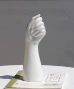ArteLume Elegant Ceramic Vase – A Stylish Statement Piece for a Modern Interior