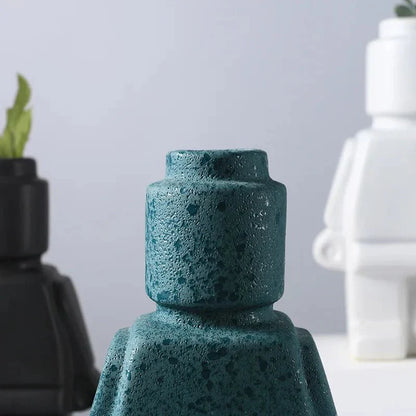 NordicCharm – Modern Ceramic Robot Vase for a Playful Accent