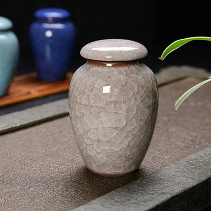 EternaSoul Hand-Painted Ceramic Pet Urn – Timeless Keepsake with Elegant Appearance