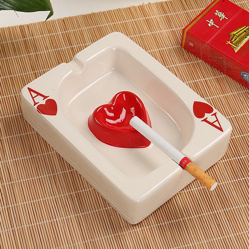 RoyalFlare Ceramic Ashtray - Chic Poker Heart Design for a Sophisticated Accent
