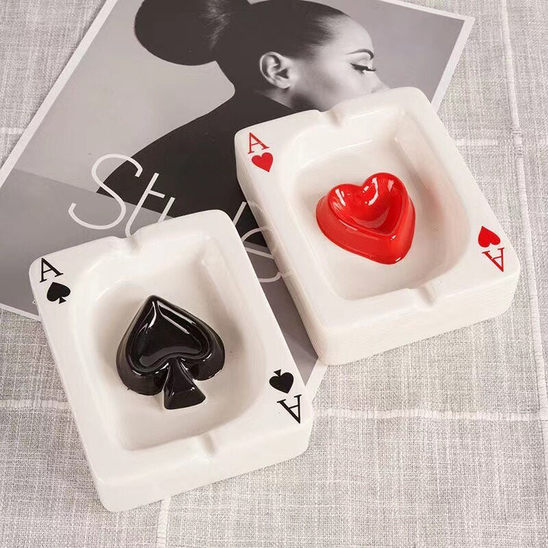RoyalFlare Ceramic Ashtray - Chic Poker Heart Design for a Sophisticated Accent